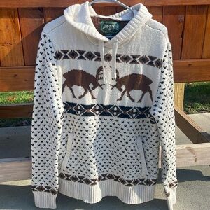 American Eagle Men’s Sweater size M hooded and has front pockets comfortable fit